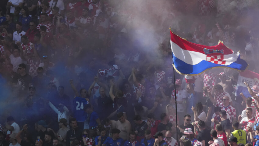 UEFA kaznila Hrvatsku, ali ne zbog Srbije