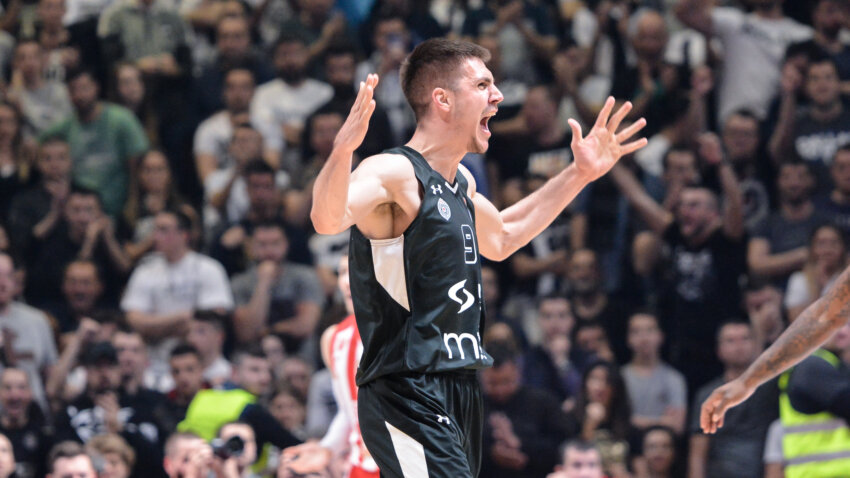 Vanja Marinković, “ruža koja je procvetala” daleko od Humske, sa setom o onome što je bilo i srećom o onome što će biti: Zaslužujem da igram za Partizan kada je na nogama