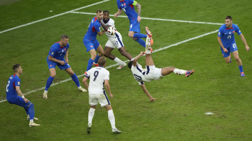 Belingem oduševljen golom protiv Slovačke: Osećao sam se kao Kristijano Ronaldo