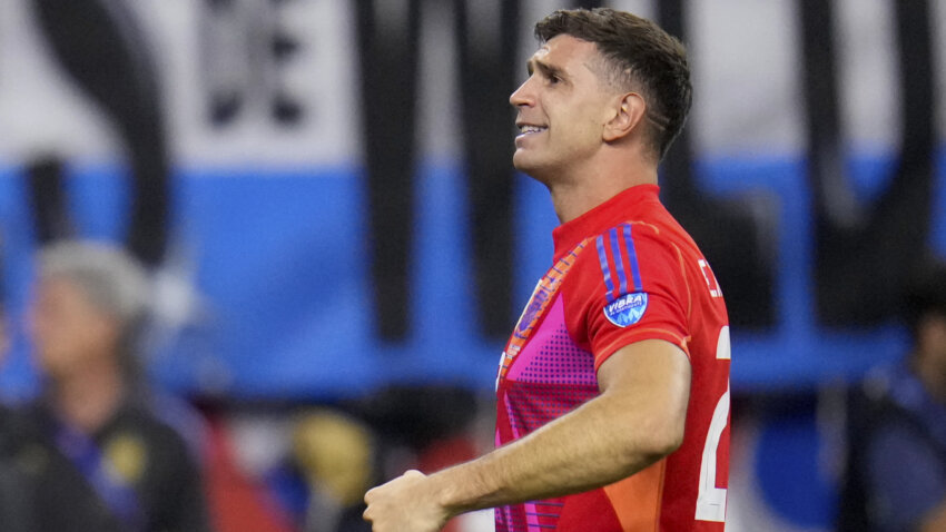 Penal lutrija je igra gde na kraju uvek pobedi Emilijano Martinez: Mesi izbegao epitet tragičara zbog argentinskog čuda među stativama!