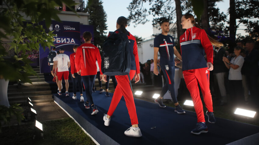 Olimpijska trka kreatora i sportskih brendova po pariskoj modnoj pisti