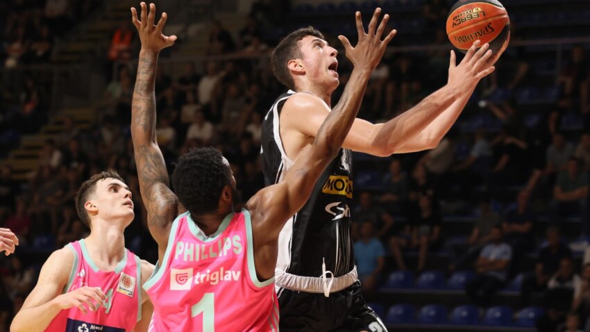 Partizan čuva talentovanog centra: Dimitrijević profesionalac