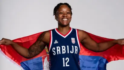 Čekajući početak Igara, Ivon Anderson rešila  angažman za sledeću sezonu, ostaje u Turskoj, menja klub