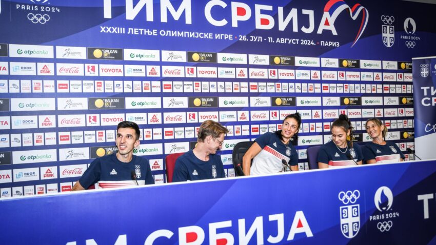 Atletičari i atletičarke otputovali za Pariz - Ivana poručuje: Uradiću sve što znam i umem da dođem do cilja