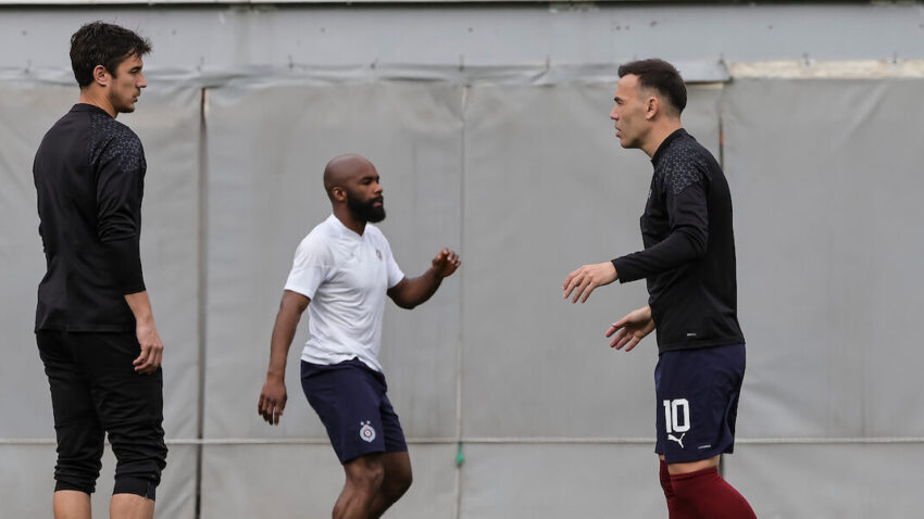 "Nevidljiva" ponuda i problem u najavi: Stanojević precrtao Kalulua