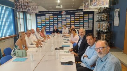 Danilović saopštio odluku, kandidati za naslednika moraju da dostave program, sedam potpisa i imena potpredsednika