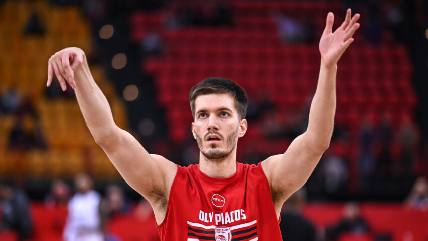 Petrušev na korak do povratka u Zvezdu!