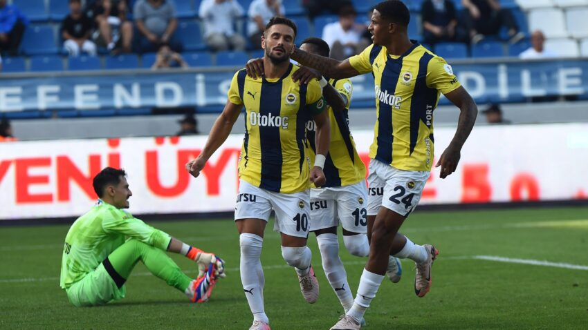 Golman Ajaksa: Fali nam Dušan Tadić