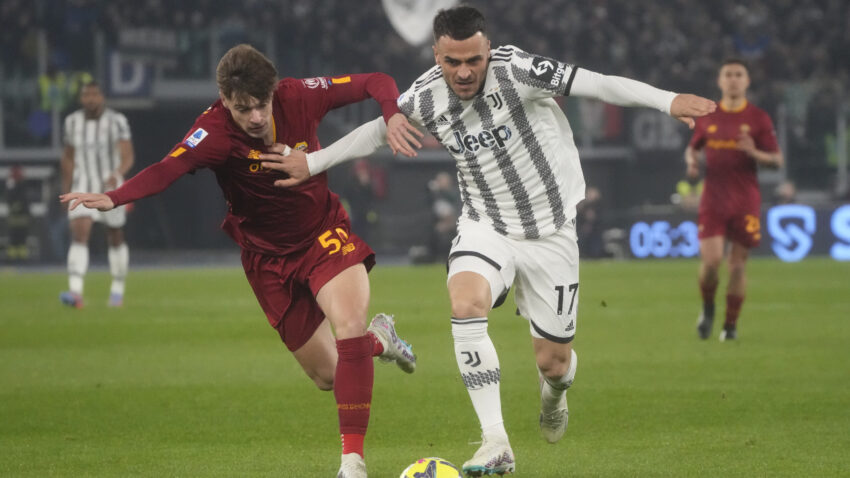 Filip Kostić korak bliže izlaznim vratima Juventusa