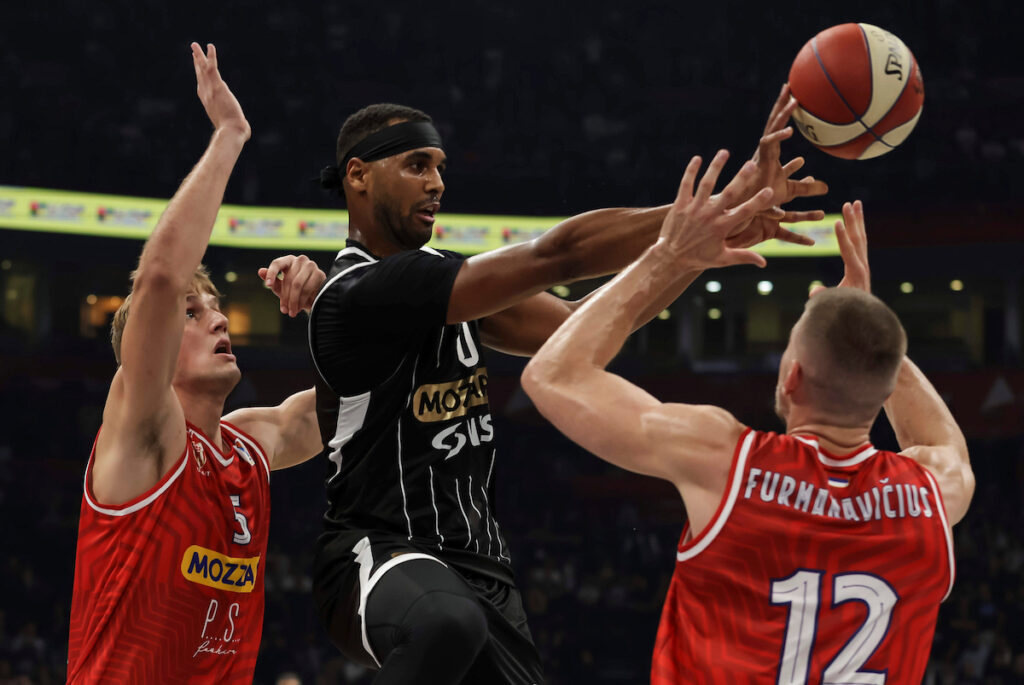 UŽIVO: Partizan - Borac 1 PARTIZAN BORAC 22