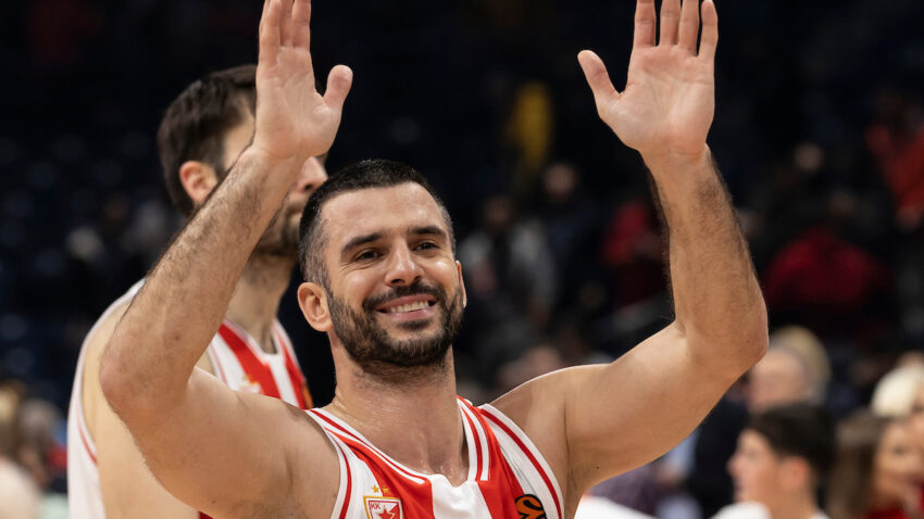 Lazić i novi bekovi Zvezde: Zadovoljstvo je obostrano - njihovo što ih neću maltretirati, moje što ne moram da jurim za njima