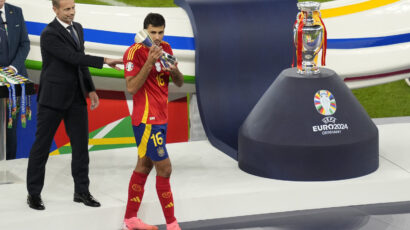 Zlatna lopta u rukama španskog maestra: Rodri najbolji fudbaler sveta