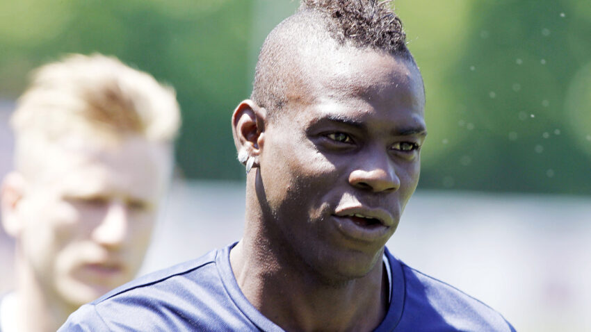 Baloteli u pregovorima sa španskim trećeligašem