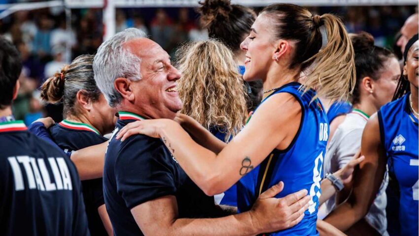 Hulio Velasko nastavlja putovanje sa Italijom - ugovor do 2028. godine