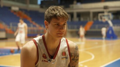Nemanja Popović, sa novim imidžom na pravom putu u Vršcu, pamti Zvezdu, asove i – gestove: Od Varde sam dobio prve patike, uz Kalinića shvatio šta je bitno