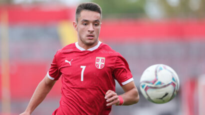 Vlahović pred velikom šansom, Italijani hvale srpskog napadača