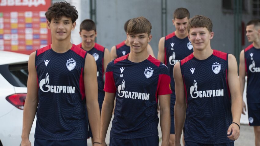 Barselona se raspitivala za Zvezdinog vunderkinda, na Marakani spremili novi ugovor i debi