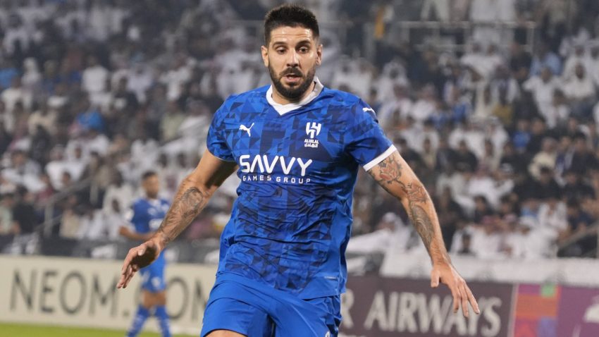Raduju se Piksi i Srbija: Mitrović počeo da hvata zalet za mundijalske kvalifikacije (VIDEO)