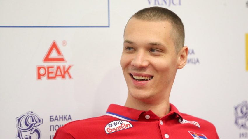Nije pomogla ni promena na klupi: Spartak produbio krizu, Radničkom osma pobeda