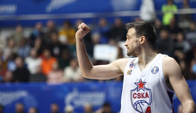 Derbi odavno zaboravljen: Avramović nosio CSKA na vrh