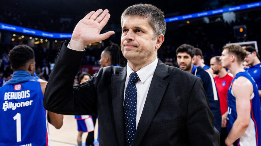 Tomica Mijatović, sa Ivkovićem u mislima, čeka Zvezdu i Partizan: Petruševu mesto u NBA - Obradović poziva na opštu mobilizaciju