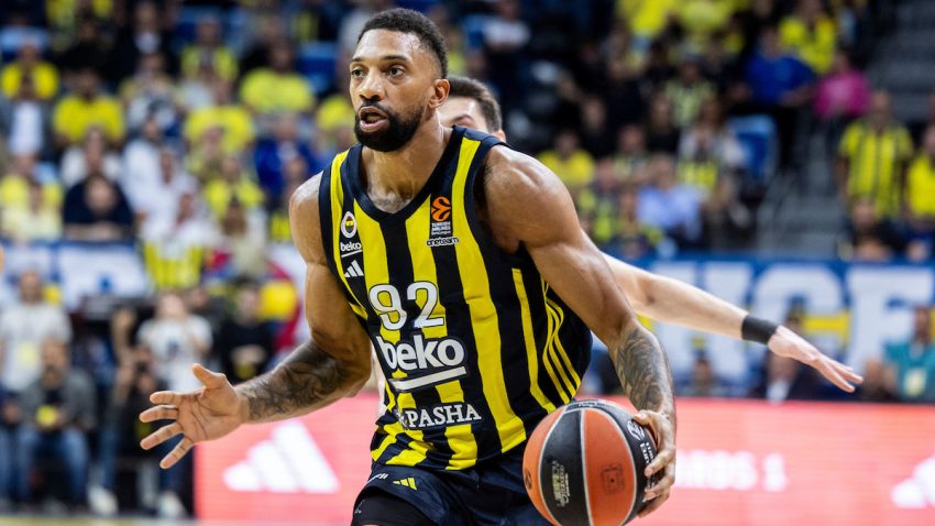Fenerbahče rešio goruće pitanje do kraja sezone