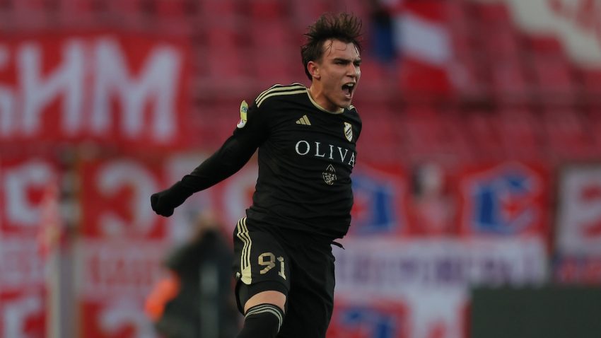 Cvetković na skretanju za Marakanu gleda superligaške znakove pored puta: Pavkov poslednji Mohikanac, Kabić i Sremčević pale lampicu