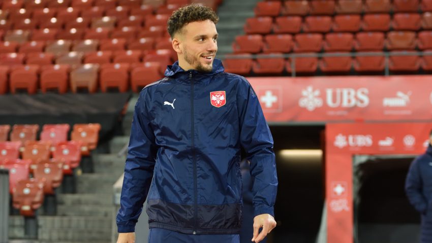 Eraković u epizodi - "Vreme za promene"