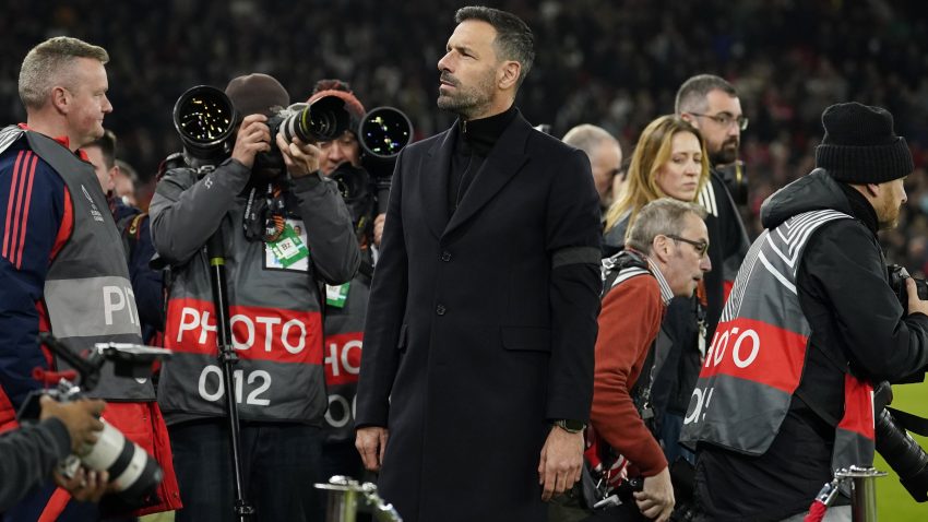 Navijači Lestera izviždali Van Nistelroja