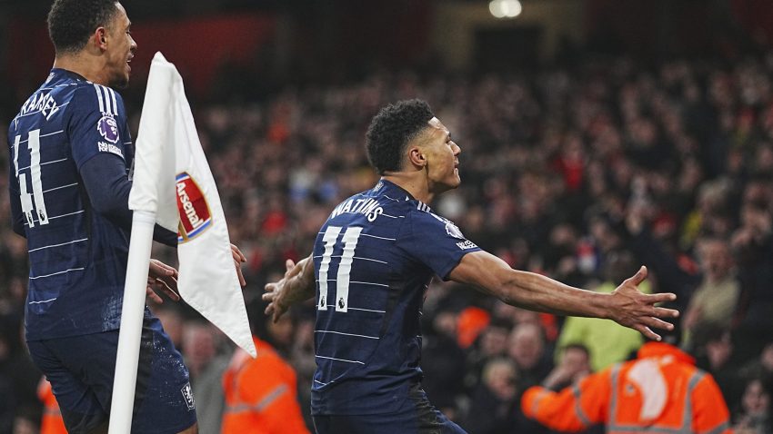 Nedeljkovićev mentor nacrtao gol odluke, Votkins utišao London: Arsenal prokockao već upisanu pobedu