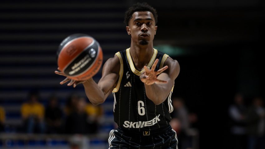 Asvel stotkom ispratio Barselonu, Maledon držao čas