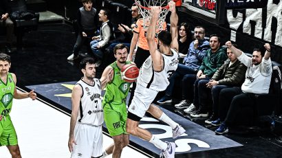 Bešiktaš zgromio Tofaš, Plavšić na ivici dabl-dabla