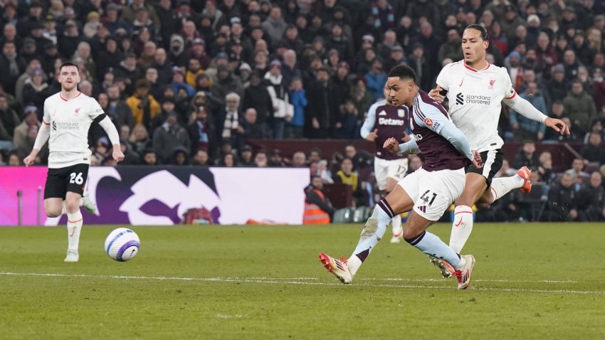 Aston Vila odolela protiv lidera: Liverpulu samo bod u Birmingemu (VIDEO)