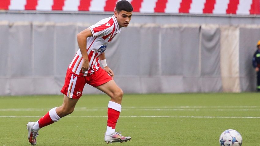Zvezda poslala beka na pozajmicu