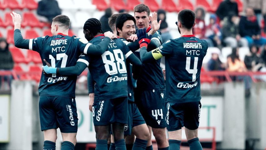 Rutina u Kruševcu - poruka za derbi: Zvezda sa pola gasa preslišala Napredak