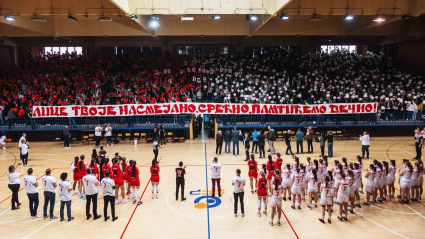 Crvena zvezda i Paraćin odali počast Anji Radonjić memorijalnom utakmicom