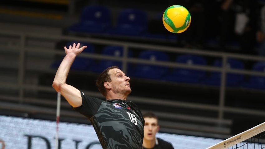 Jedinstvo se približilo baražu - Ribnica ispadanju; Dubočica se ne zaustavlja, dobila je i Partizan u Beogradu