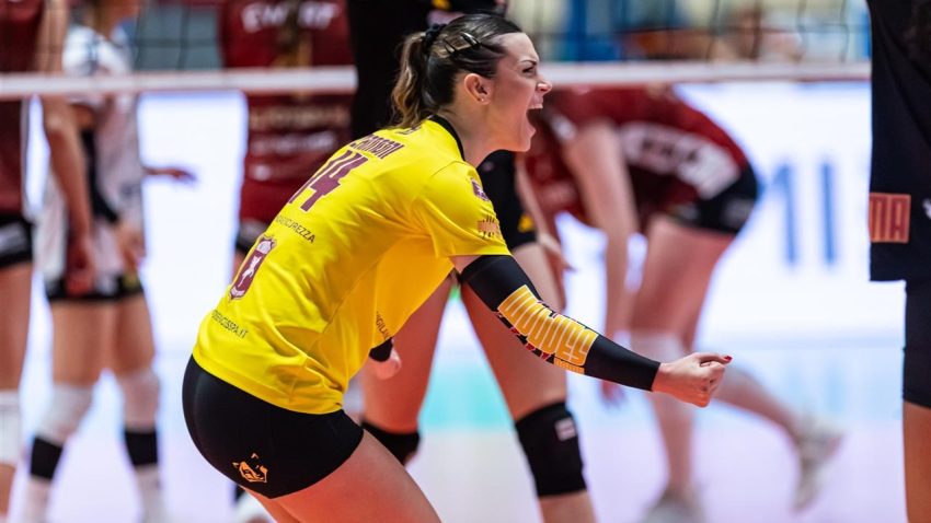 Roma ispala iz lige pa krenula ka evropskom trofeju, Slađana Mirković MVP