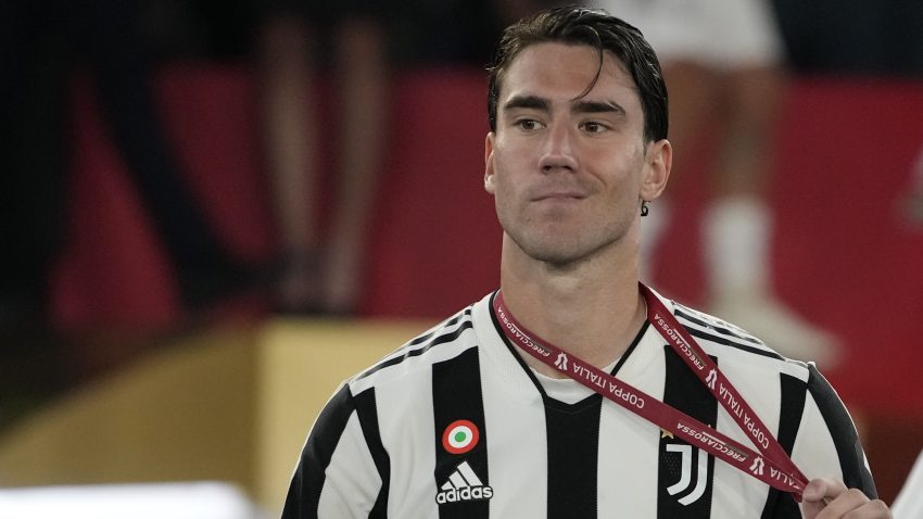Milan gleda ka Vlahoviću: Rosoneri spremni na trampu - francuska zvezda interesantna Juventusu
