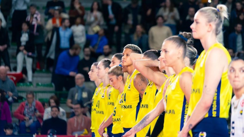 Trener platio veliki ceh! Italijan u Fenerbahčeu dobio otkaz
