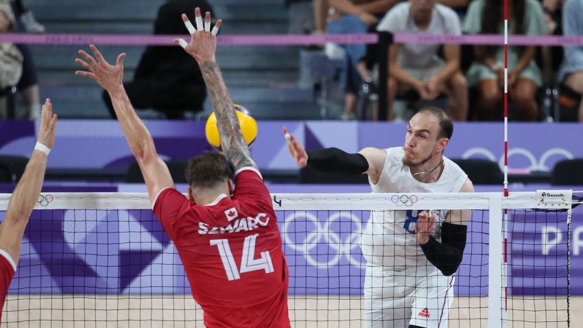 Košarkaši u Manili uzeli srebro, a ove godine na isto mesto stižu odbojkaši