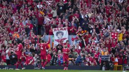 Liverpul je šampion Engleske! Slotova mašina petardom proslavila kraj Sitijeve strahovlade