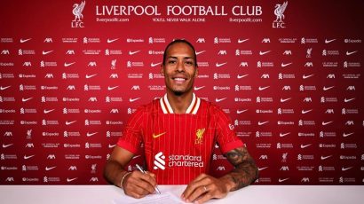Redsi čuvaju okosnicu: Van Dajk još dve godine u Liverpulu