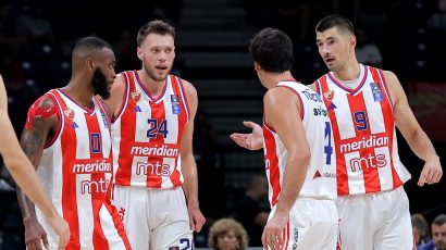 Zvezda briše april iz fioke sećanja i čeka Dauma da zamaskira probleme