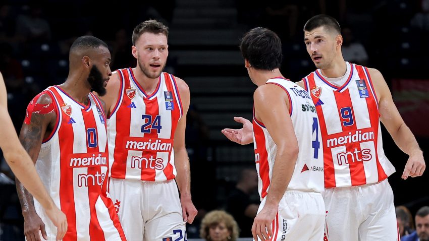 Zvezda briše april iz fioke sećanja i čeka Dauma da zamaskira probleme