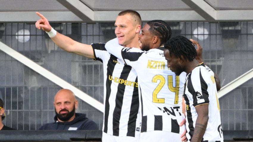 Nikola Štulić - golgeter koji ne prašta: Šarlroa na krilima Srbina gazi ka Evropi