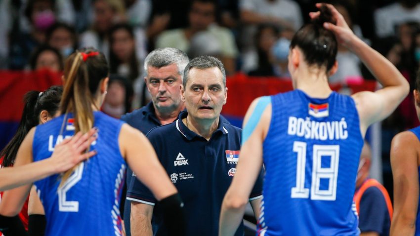 Terzić na slatkim mukama: Ne biramo između dve loše, već koja je bolja
