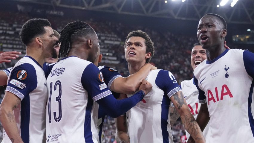 Lukavstvo Džonsona rešilo anti-fudbal u Bilbau, Vikario panterskom intervencijom sačuvao trofej Totenhemu