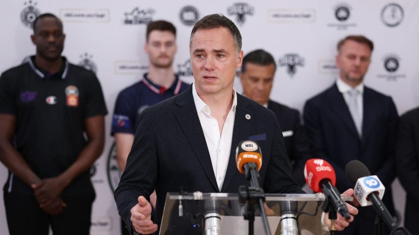 Beograđanin spojio svetove i doveo Partizan u Australiju: Posle deset godina pokušavanja, iznad Opere ću videti srpsku zastavu