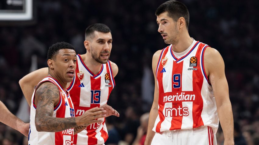 Zvezda stavlja tačku na neplanirano putovanje i piše poruku za dane koji dolaze